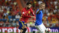 Chants of "Piqué, Piqué!" in response to the whistles