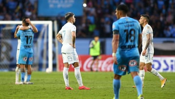 “Nos quieren bajar como sea, pero seguiremos firmes... Vamos la U”