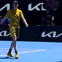 Vean a Sinner ‘tieso’ y sin poder hacer un sprint: revuelo en redes por lo que pasó después