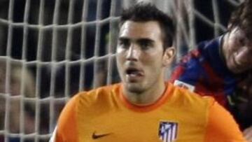 Roberto Jiménez durante su etapa en el Atlético