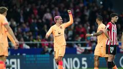 MADRID, 19/02/2023.- El delantero francés del Atlético de Madrid, Antoine Griezmann, celebra el primer gol del equipo madrileño durante el encuentro correspondiente a la jornada 22 que disputan hoy domingo frente al Athletic Club en el estadio Metropolitano, en Madrid. EFE / Borja Sánchez-Trillo.
