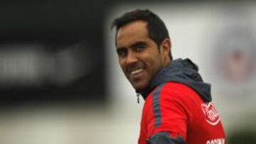 Claudio Bravo, selección chilena.