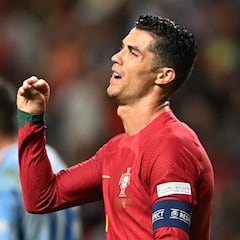 Cristiano Ronaldo: Should he start?