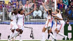 Lyon&#039;s American midfielder Catarina Macario (2nd-L) celebrates after scoring Lyon&#039;s third goal during the UEFA Womens Champions League Final football match between Spain&#039;s Barcelona and France&#039;s Lyon at the Allianz Stadium in the Ital