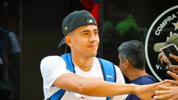 TNT Sports transmite hoy el primer partido oficial del año en el fútbol chileno: a qué hora juegan Católica - Huachipato por la Supercopa