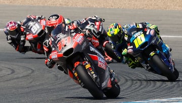 Manuel González (18) y Diogo Moreira (10).