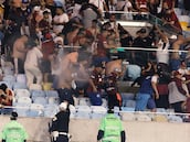 La policía carga contra los ultras del Lanús en Maracaná