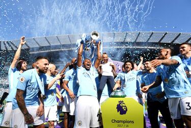 Fernandinho.