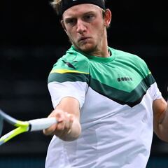 Davidovich cae con Schwartzman, que se acerca a las ATP Finals