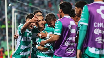 during the 15th round match between Santos and Queretaro as part of the Liga BBVA MX, Torneo Apertura 2025 at TSM Corona Stadium, on October 26, 2025 in Torreon, Coahuila, Mexico.
