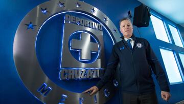 Ricardo Peláez es presentado como director deportivo de Cruz Azul