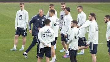 Luis Enrique, en el entrenamiento de ayer en Riazor.