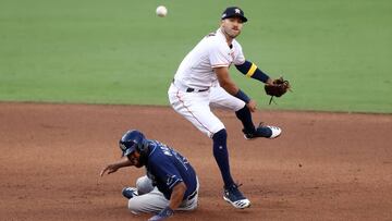 Carlos Correa encendi&oacute; el sexto cuadrangular de la postemporada en la novena baja para dejar a los Rays tendidos en el terreno en el Juego 5.