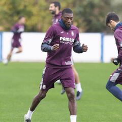 Oficial: Ekambi ya es del Lyon