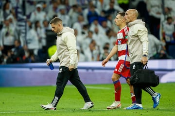 Bryan no termionó el partido contra el Real Madrid por lesión.