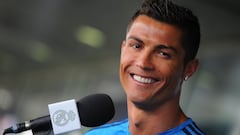 Cristiano: "Madrid renewing my contract would be a smart move"