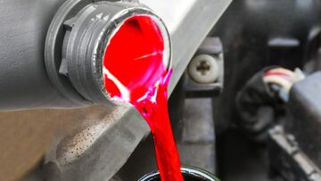 ¿Qué pasa si se usa el anticongelante equivocado en el coche?