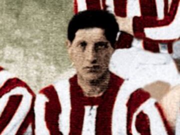 Belaunde fue jugador rojiblanco entre 1910 y 1915. Pasó la temporada siguiente (1915/1916) en el Real Madrid.