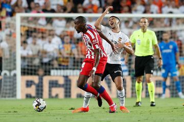 Kondogbia y Carlos Soler.