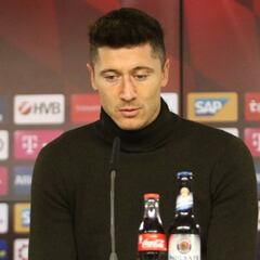 Lewandowski sobre el Madrid: "No me interesan los rumores"