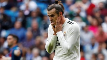 Soccer Football - La Liga Santander - Real Madrid v Levante - Santiago Bernabeu, Madrid, Spain - October 20, 2018 Real Madrid's Gareth Bale looks dejected after missing a chance to score REUTERS/Susana Vera