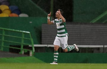 1-0. Fredy Montero celebró el primre gol.