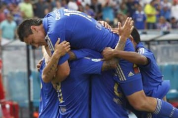 Universidad de Chile celebra la apertura de la cuenta ante Barnechea.