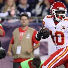 Tyreek Hill es multado por festejo en partido contra Rams