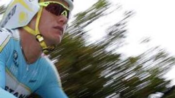 <b>VENCEDOR.</B> Vinokourov se impuso con autoridad en la contrarreloj.