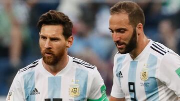 El delantero argentino Gonzalo Higuaín le abrió las puertas a Messi para que venga a la MLS, y sentenció que es algo que le hará muy bien a la liga norteamericana.
