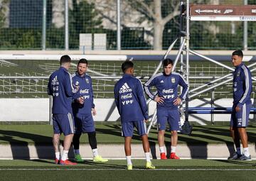 Messi volvió a entrenar con la selección Argentina