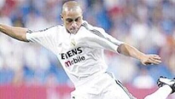 <b>BUEN OLFATO GOLEADOR</b>. Los disparos de Roberto Carlos siempre son efectivos y letales.