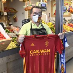 El Zaragoza hace un guiño a los colores de la bandera de Aragón en su segunda equipación