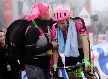 El canadiense Michael Woods gana la decimoséptima etapa de la Vuelta disputada entre Getxo y el Monte Oiz (Vizcaya)