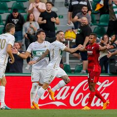 Aprobados y suspensos del Elche: el equipo de BKCC se queda a medias