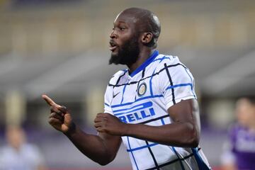 13 January 2021, Italy, Florence: Inter Milan's Romelu Lukaku celebrates scoring his side's second goal during the Coppa Italia round of 16 soccer match between ACF Fiorentina and Inter Milan at Artemio Franchi Stadium.