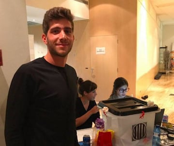 Sergi Roberto votando.