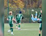 El golazo de chilena de este juvenil que se volvió viral