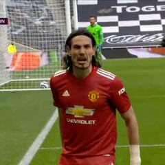 El gol 'hollywoodiense' del United entre Bruno Fernandes y Cavani