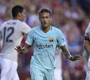 Hasta un mal pase de Messi se convierte en bueno: Neymar no perdonó