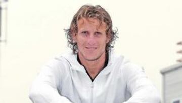 <b>LISTO. </b>Diego Forlán espera noticias sobre su futuro.
