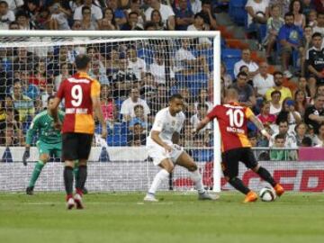 1-1. Sneijder anotó el gol del empate.