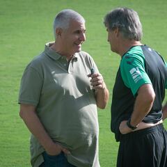 Cordón: ·”¿Fichajes? Lo importante era mantener el equilibrio”