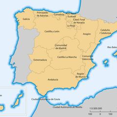 ¿Cuántas comunidades autónomas hay en España, cuál tiene más provincias y qué pasa con Ceuta y Melilla?