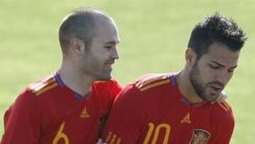 Iniesta sobre Cesc: "Todos queremos que venga porque aumentaría el nivel"