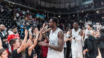 El ASVEL y el Zalgiris, l¨ªderes en solitario, y el Mil¨¢n vuelve a caer