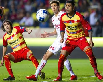 El defensa central de la Roja llegó al Monarcas Morelia desde Estudiantes de La Plata.