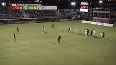 Drogba sigue dando clases a sus 40 años: tiro libre desde 35 metros