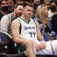 El peso de Luka Doncic abre otra brecha en los deslavazados Mavs