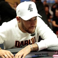 Una campaña publicitaria complica todavía más a Neymar